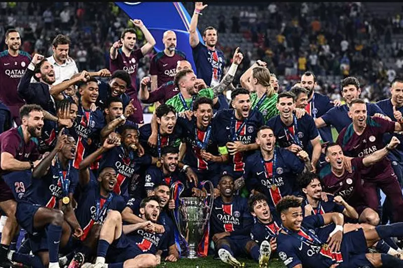 تحليل احترافي: الصحافة الفرنسية تتناول انتصار باريس في دوري أبطال أوروبا